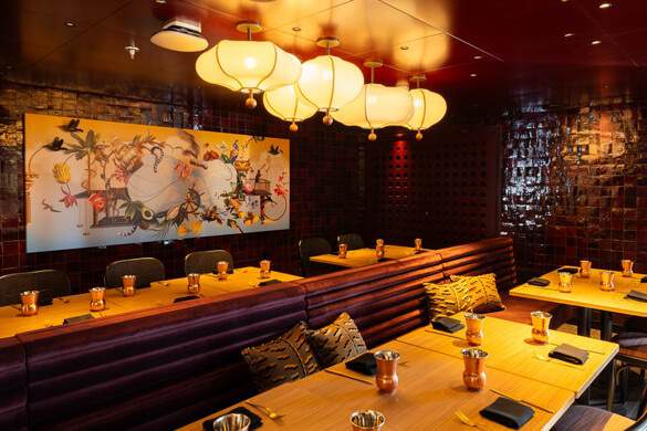 Virgin Voyages Ariya By Razzle Dazzle Interior12.JPG